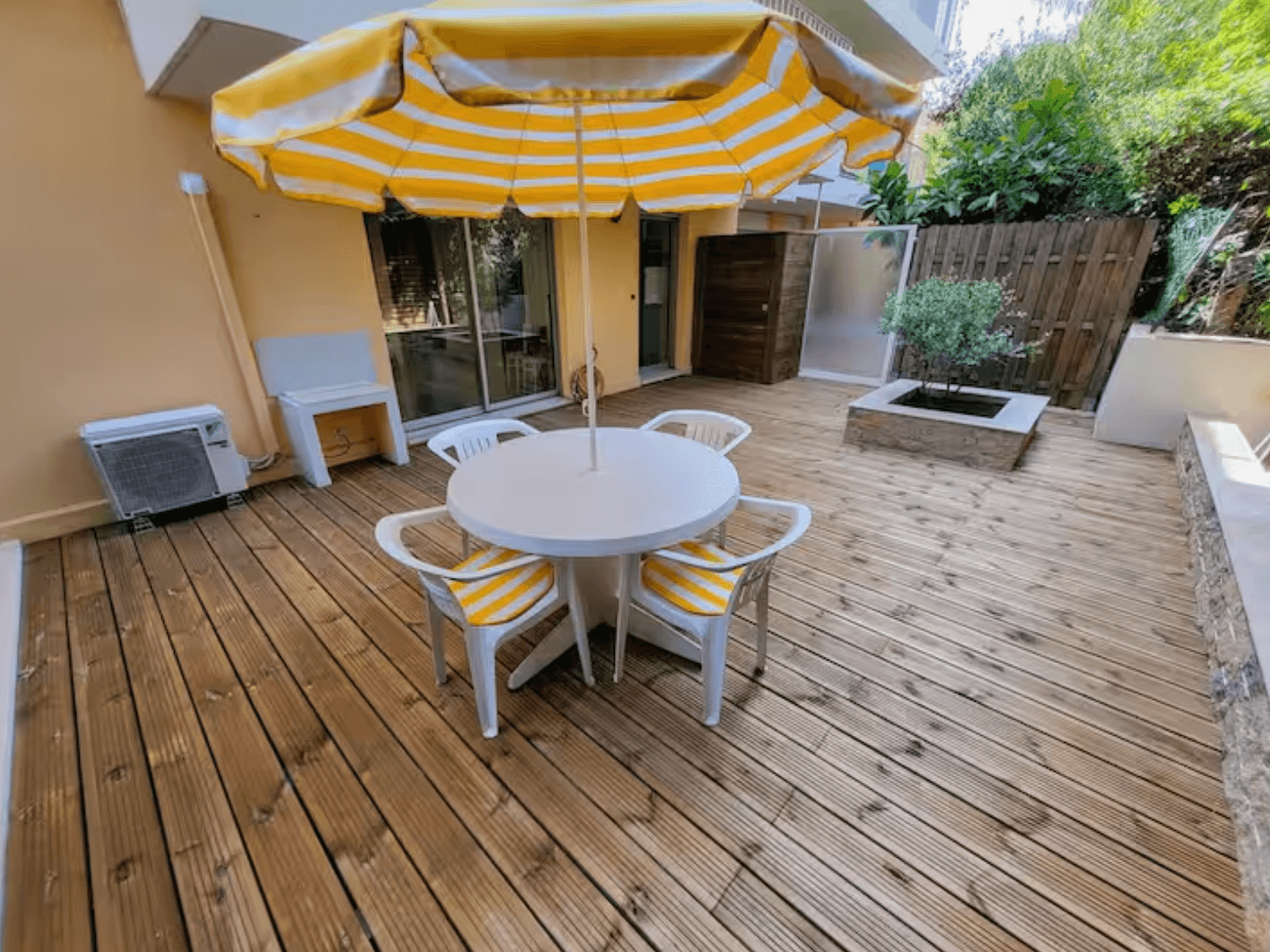 COSY GARDEN BEACH, Nice — holiday rental French Riviera