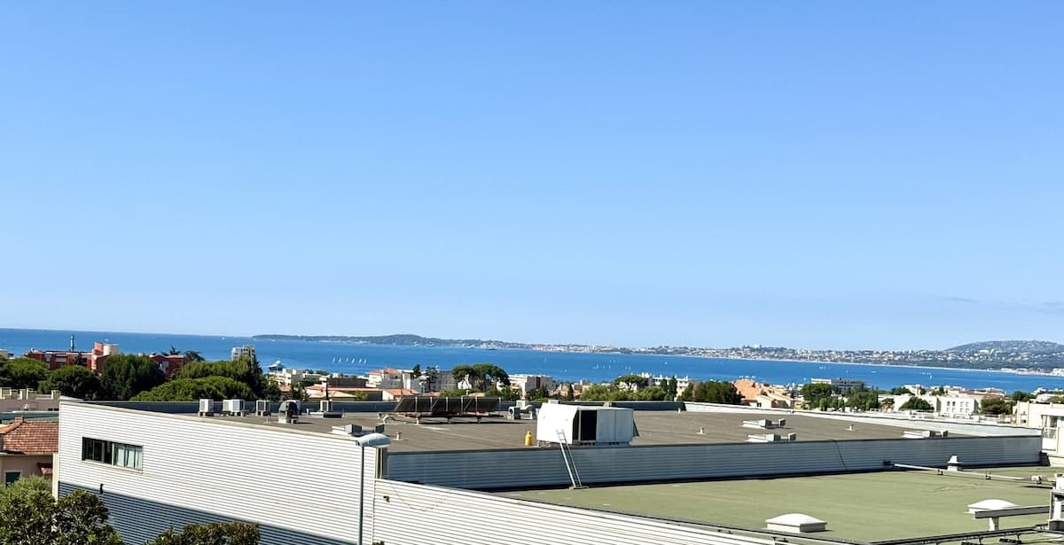 3P VUE MER ST LAURENT DU VAR, Saint-Laurent-du-Var — holiday rental French Riviera